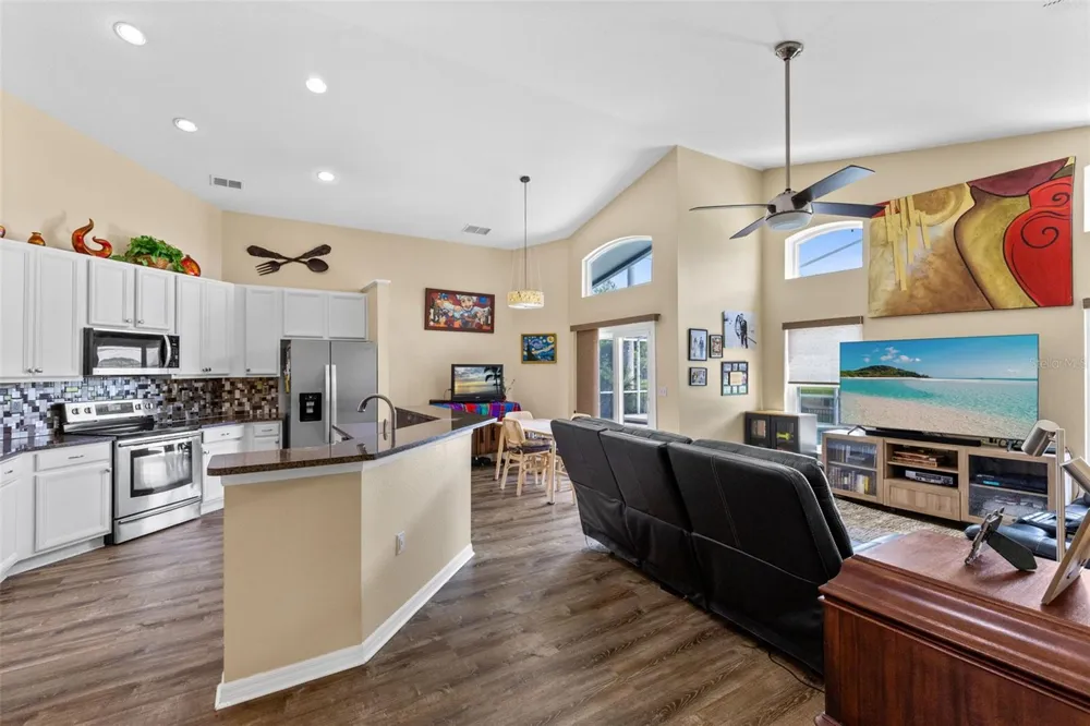 216 TAVESTOCK LOOP Winter Springs, FL 32708
