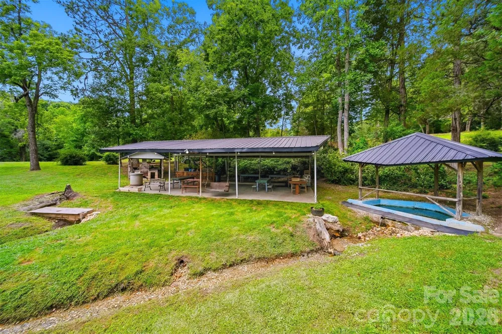 1915 Cedar Pond Road Catawba, NC 28609
