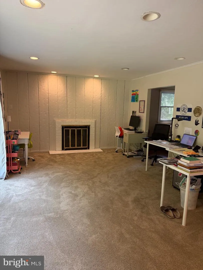 3 RED MAPLE DRIVE Lafayette Hill, PA 19444
