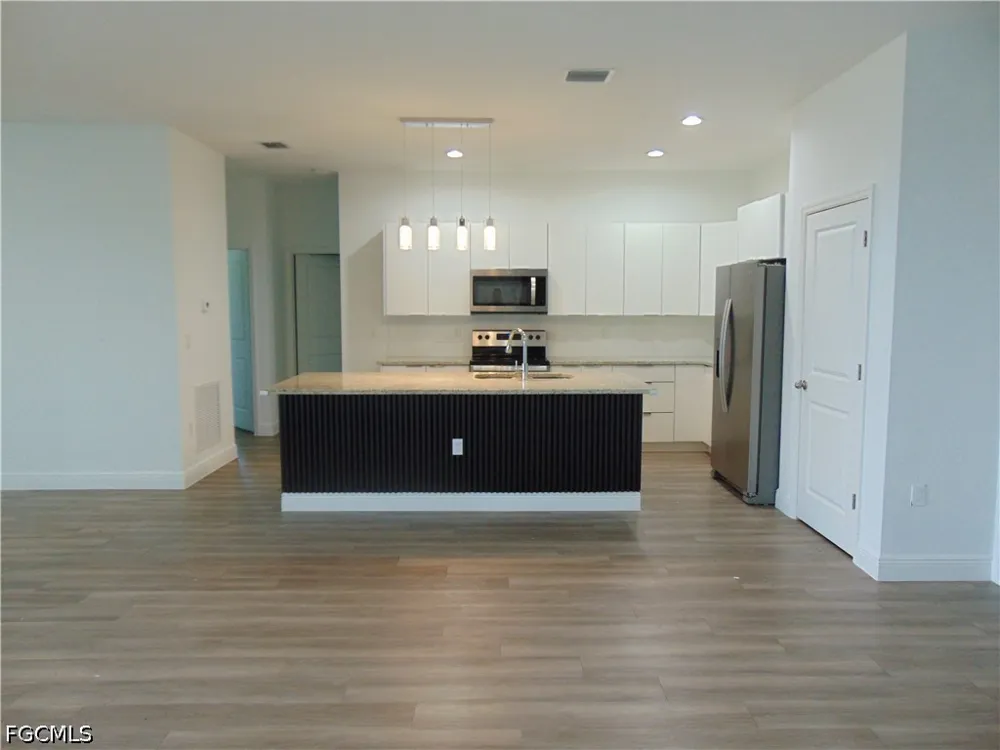 E Castle Circle Labelle, FL 33935