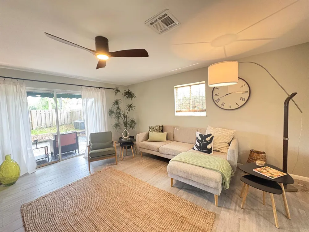 690 SE 23rd Avenue #1 Pompano Beach, FL 33062