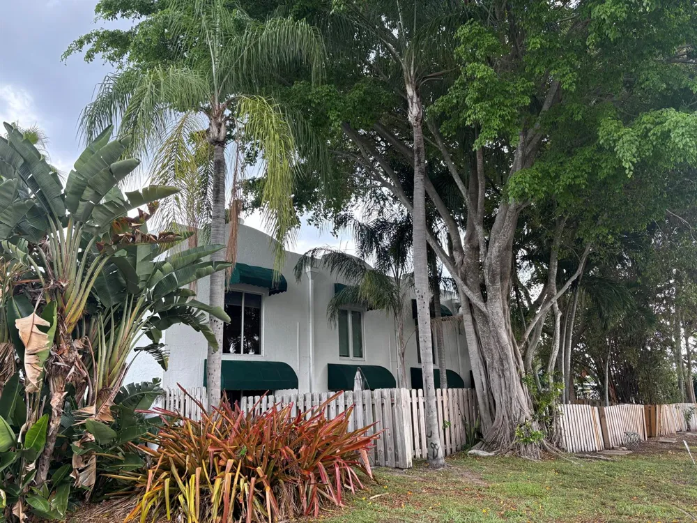 690 SE 23rd Avenue #1 Pompano Beach, FL 33062