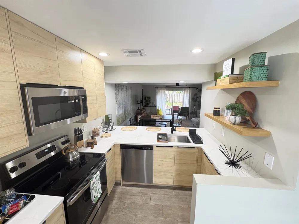 690 SE 23rd Avenue #1 Pompano Beach, FL 33062
