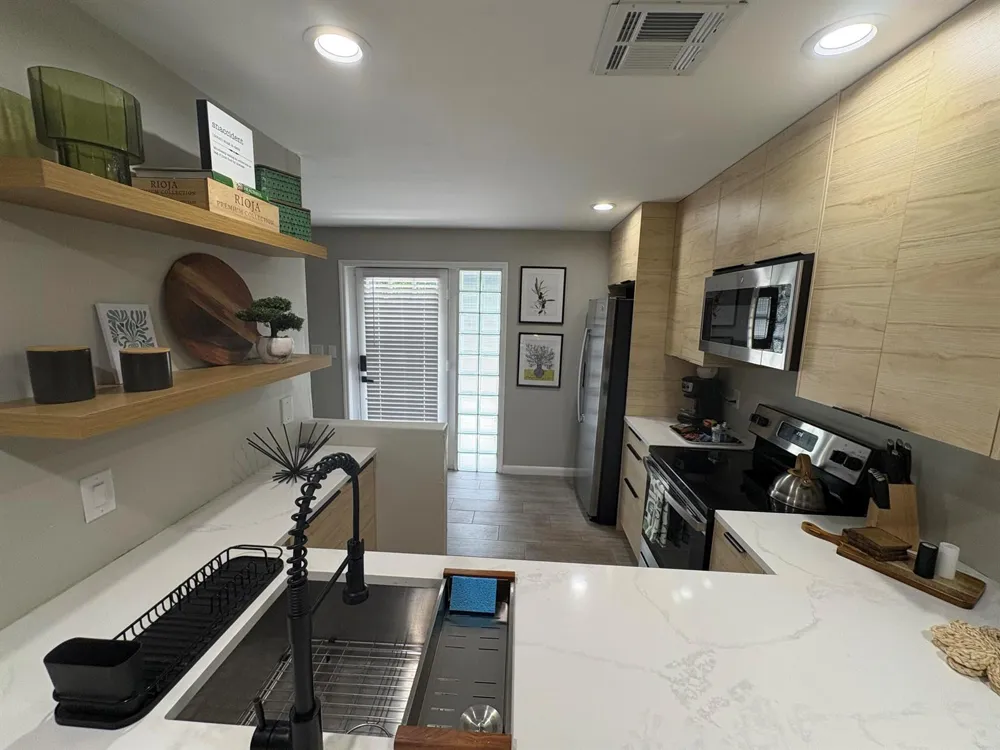 690 SE 23rd Avenue #1 Pompano Beach, FL 33062