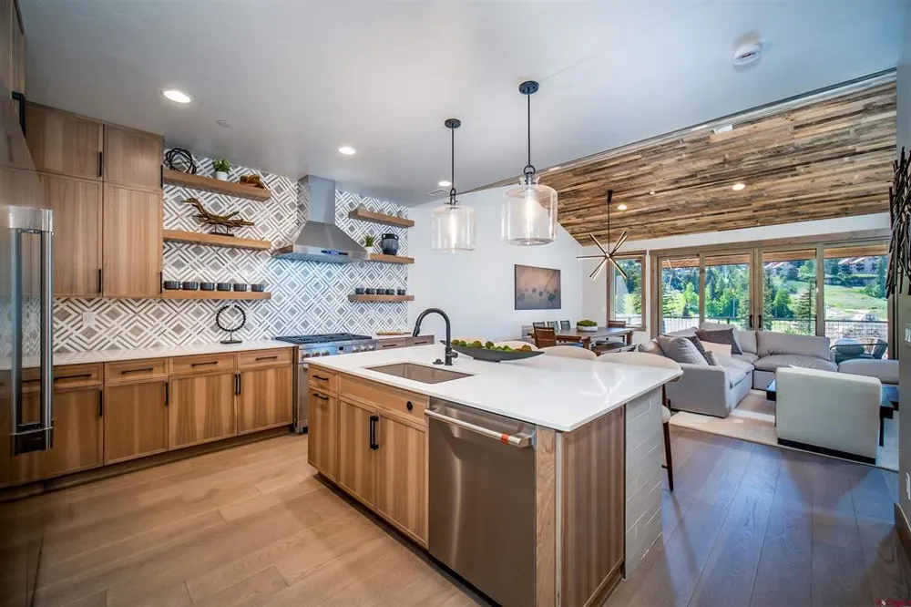 97 Travertine Trail Durango, CO 81301