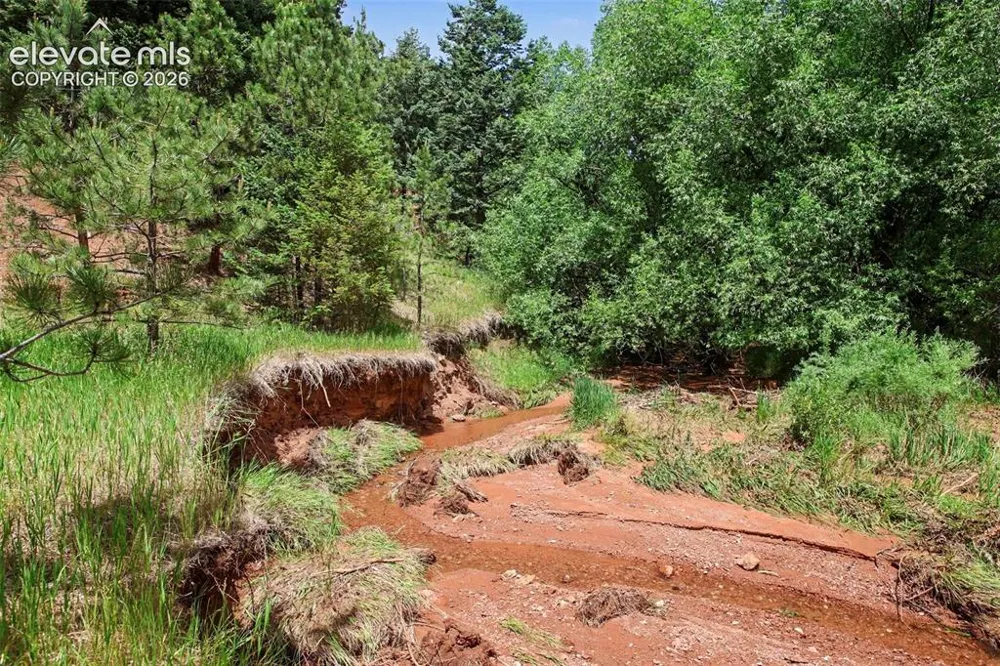 10905 W Highway 24 Green Mountain Falls, CO 80819