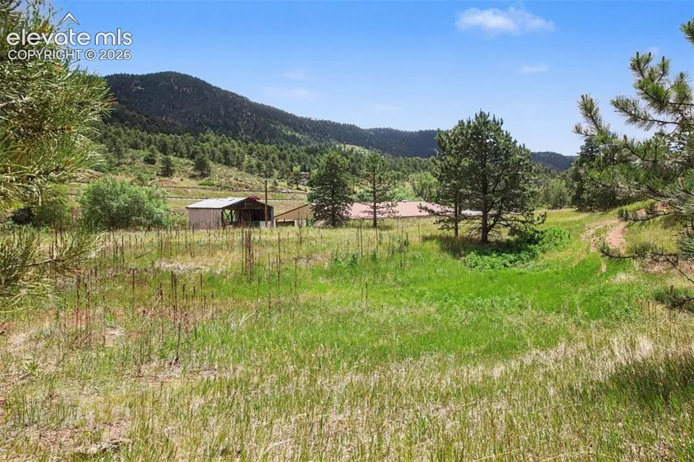10905 W Highway 24 Green Mountain Falls, CO 80819