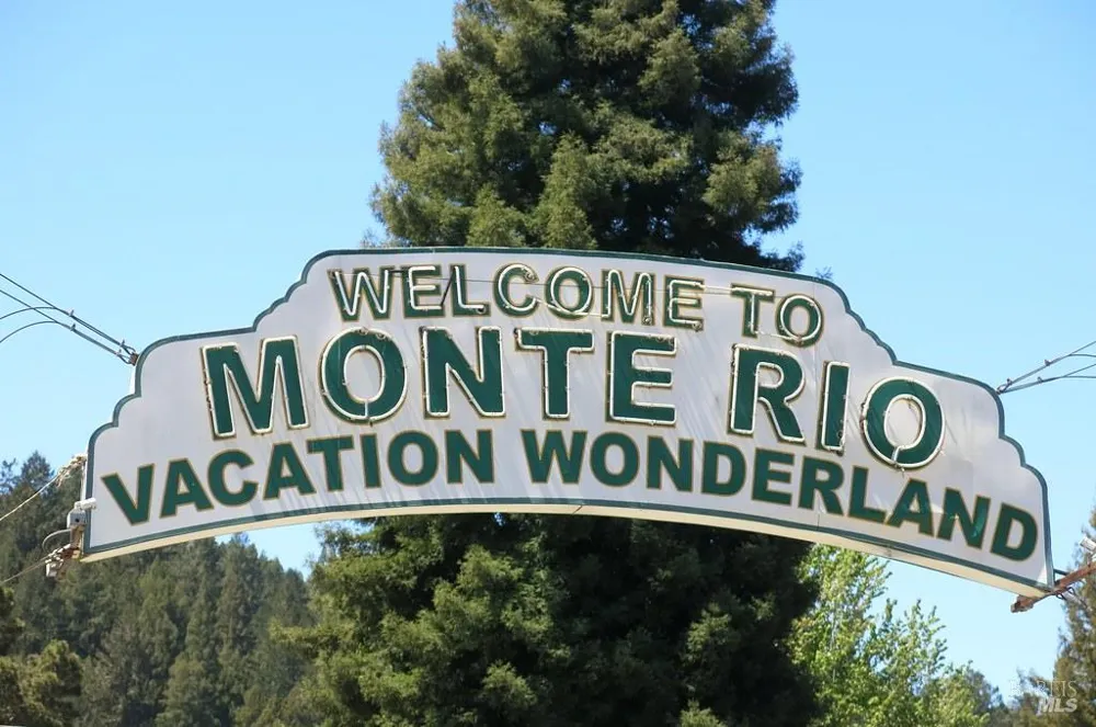 21731 Monte Vista Terrace Monte Rio, CA 95462