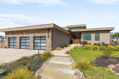 3754 Saint Andrews Drive