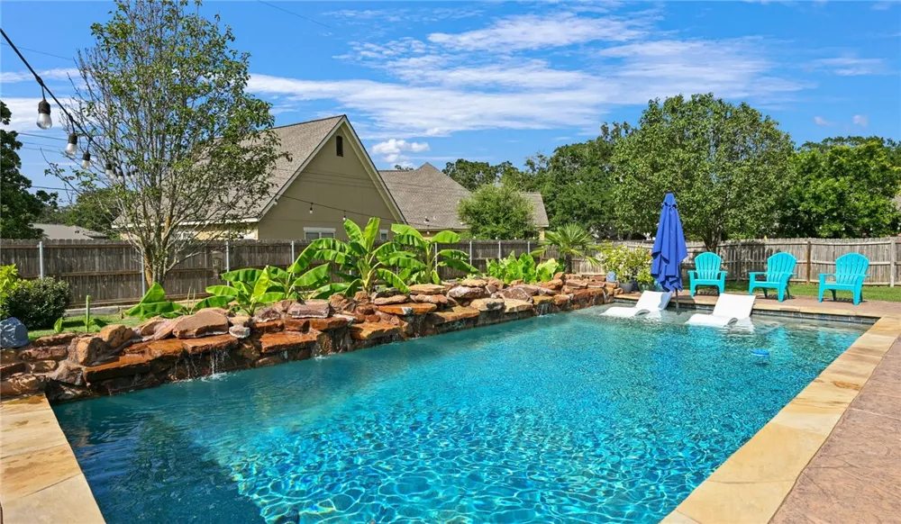 1108 Honeysuckle LN Caldwell, TX 77836