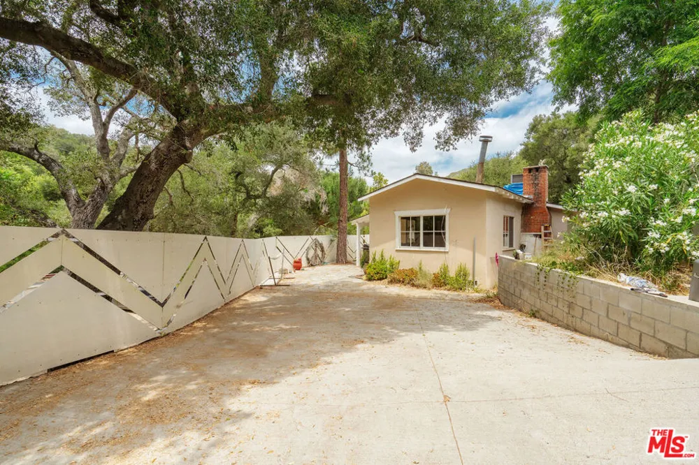 360 Topanga Canyon Boulevard Topanga, CA 90290