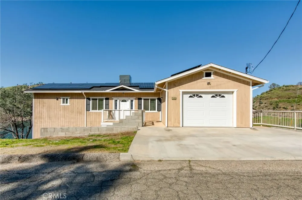 28053 Sky Harbour Friant, CA 93626