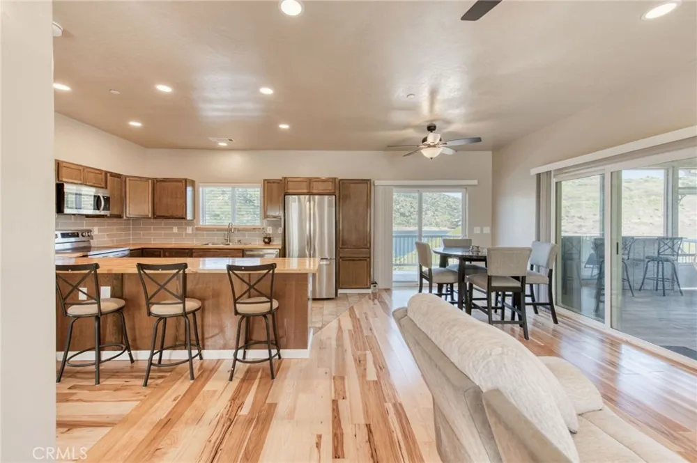 28053 Sky Harbour Friant, CA 93626