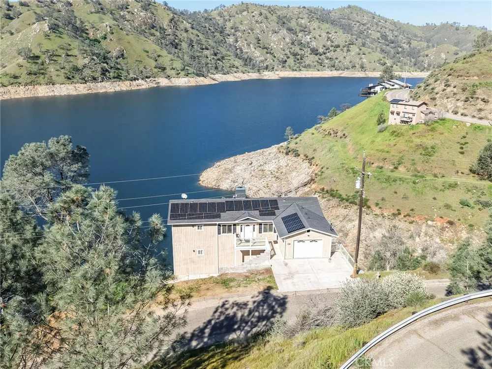 28053 Sky Harbour Friant, CA 93626