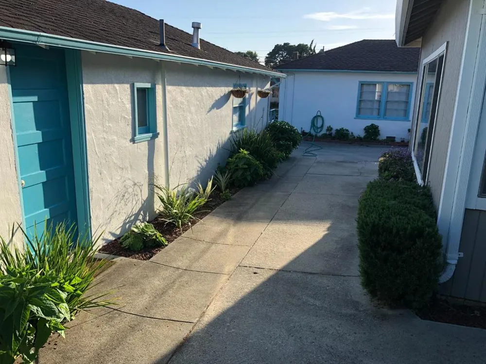 1006 Seabright Avenue Santa Cruz, CA 95062