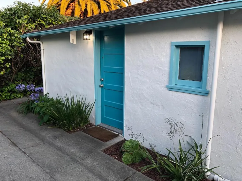 1006 Seabright Avenue Santa Cruz, CA 95062