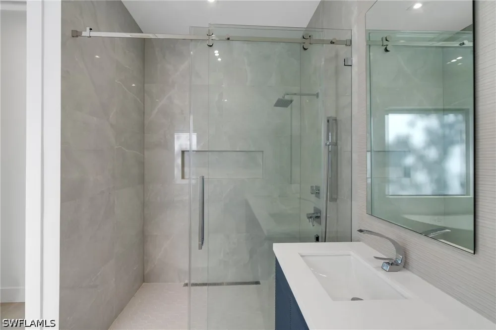 24th Avenue SE Naples, FL 34117