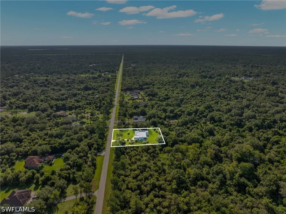24th Avenue SE Naples, FL 34117