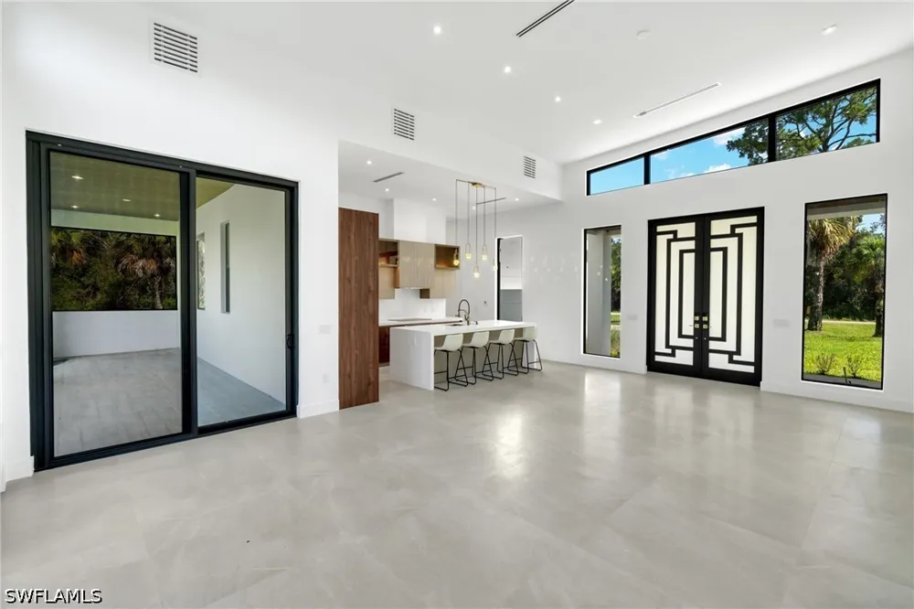 24th Avenue SE Naples, FL 34117