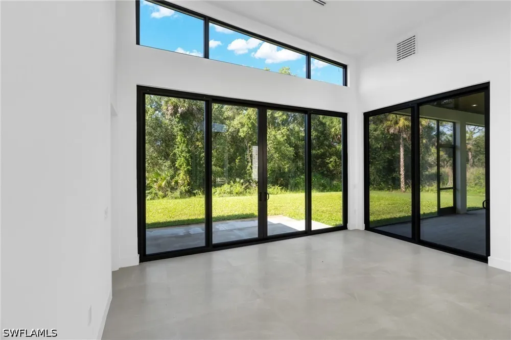 24th Avenue SE Naples, FL 34117