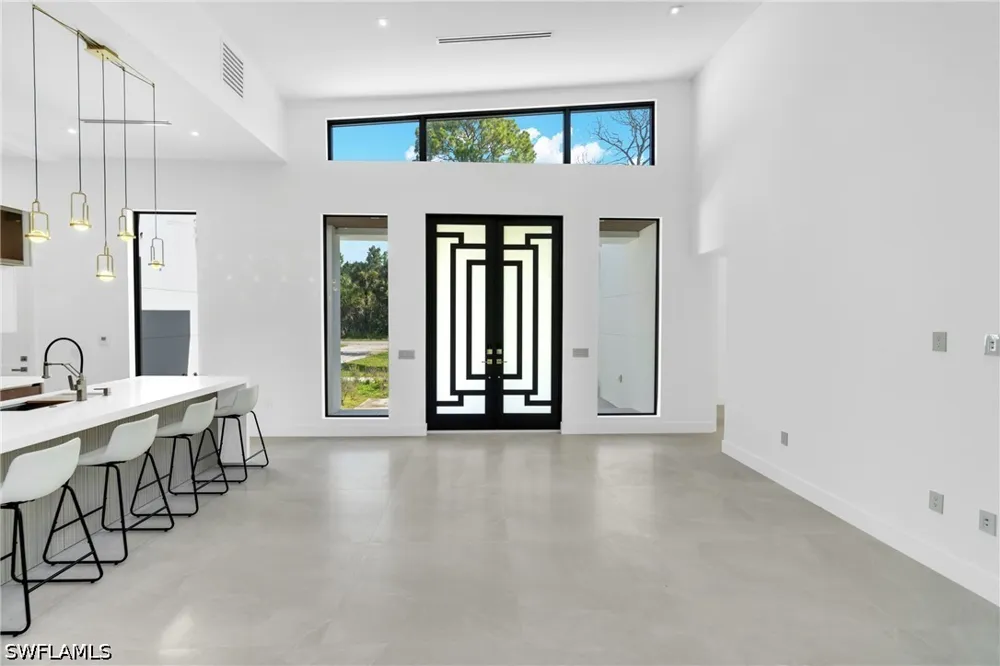 24th Avenue SE Naples, FL 34117