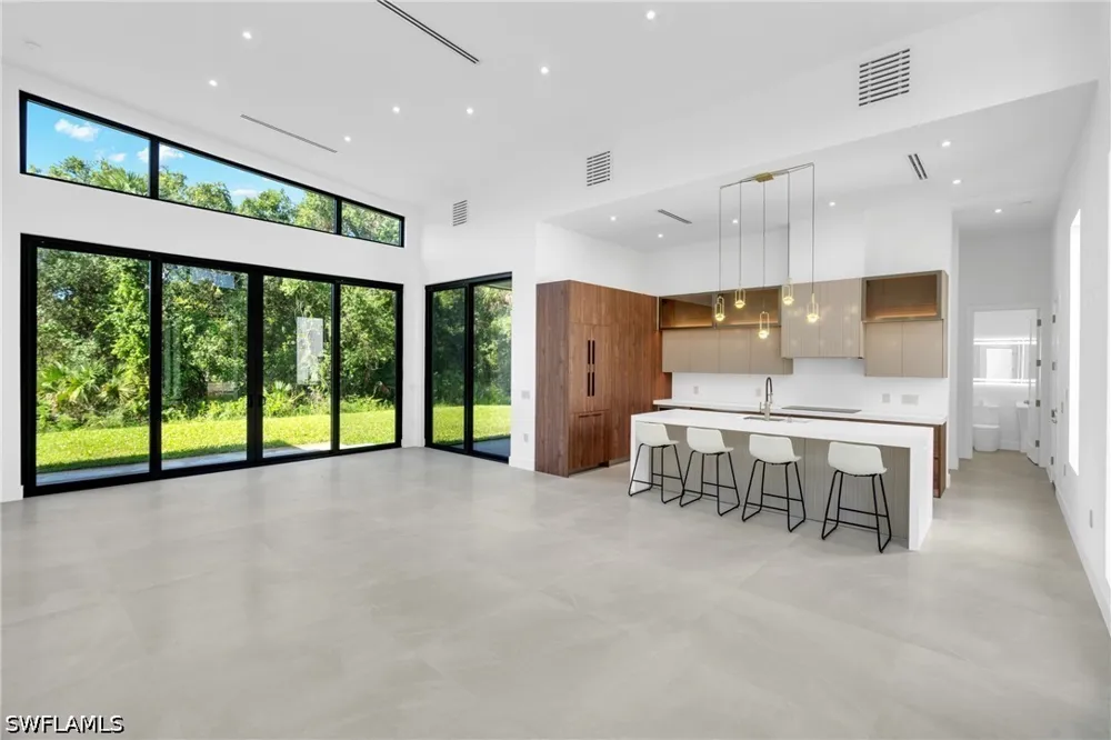 24th Avenue SE Naples, FL 34117