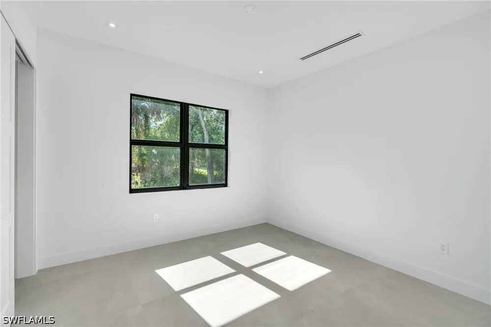 24th Avenue SE Naples, FL 34117