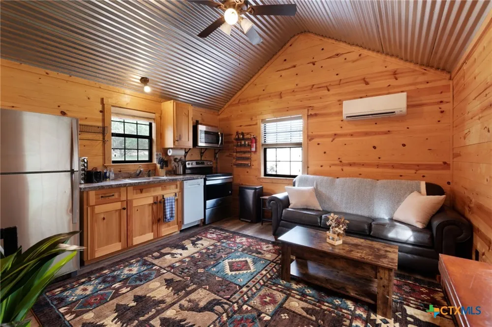 12200 Private Road 3641 Kempner, TX 76539