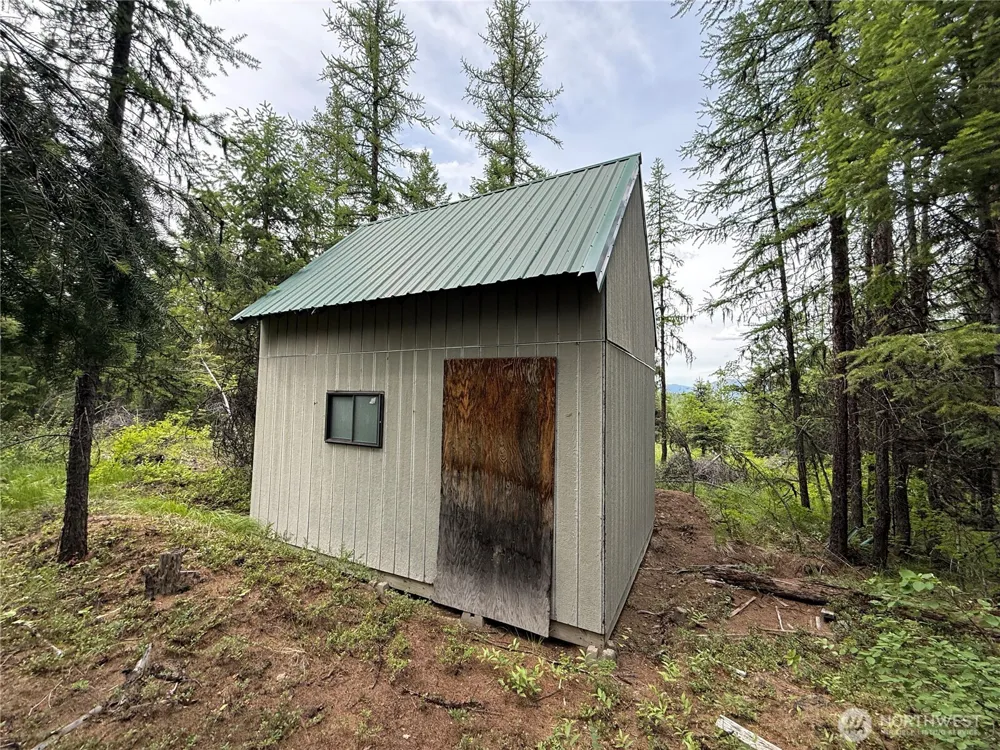0 Mule Deer Road Republic, WA 99166