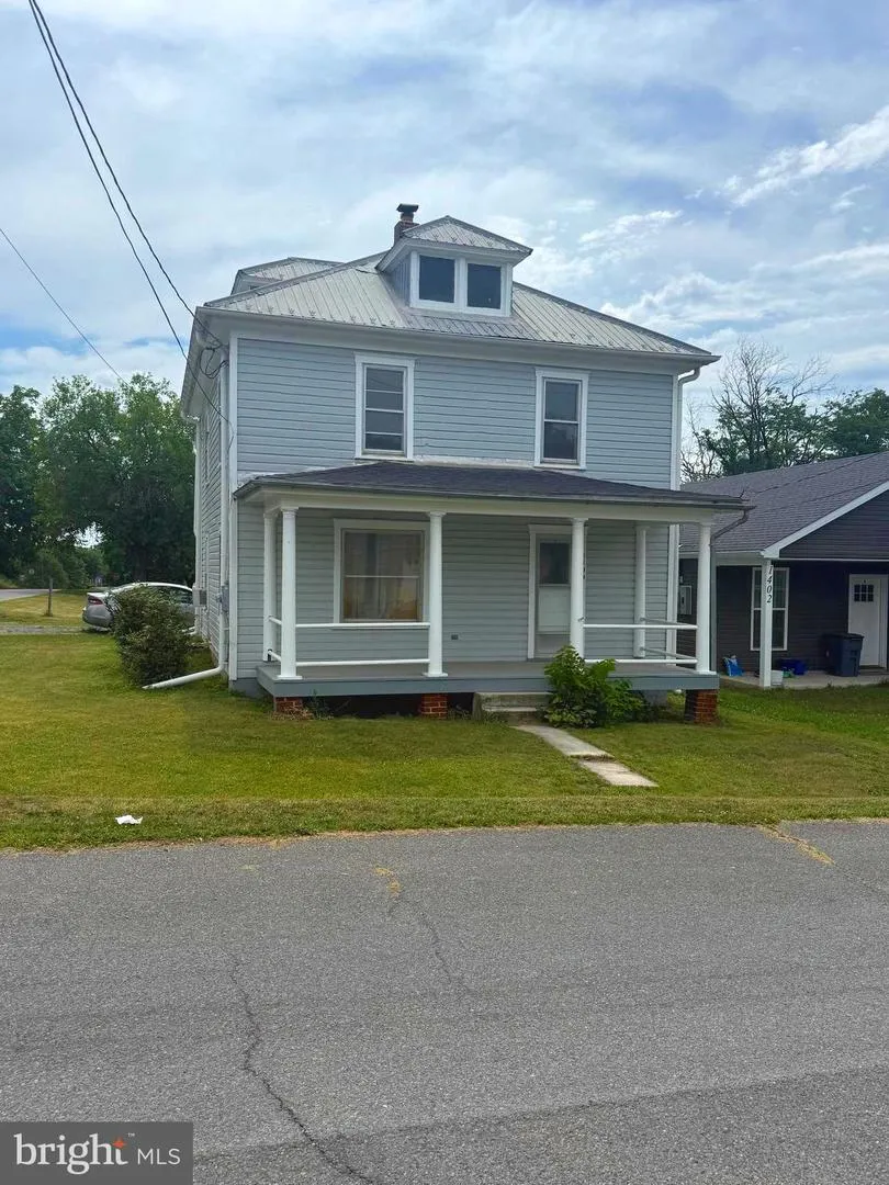 1400 WEST VIRGINIA Martinsburg, WV 25401