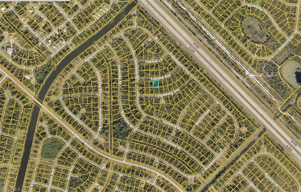 1132212704 Lestock Avenue North Port, FL 34288