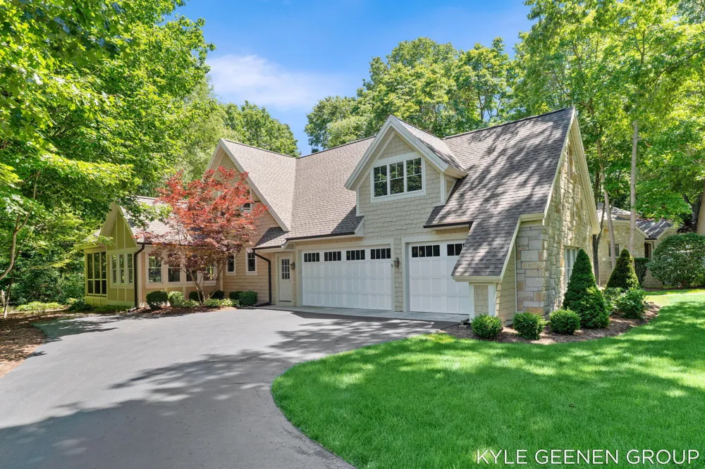 593 Old Macatawa Court Park Township, MI 49423