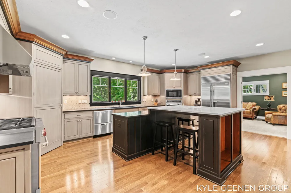 593 Old Macatawa Court Park Township, MI 49423