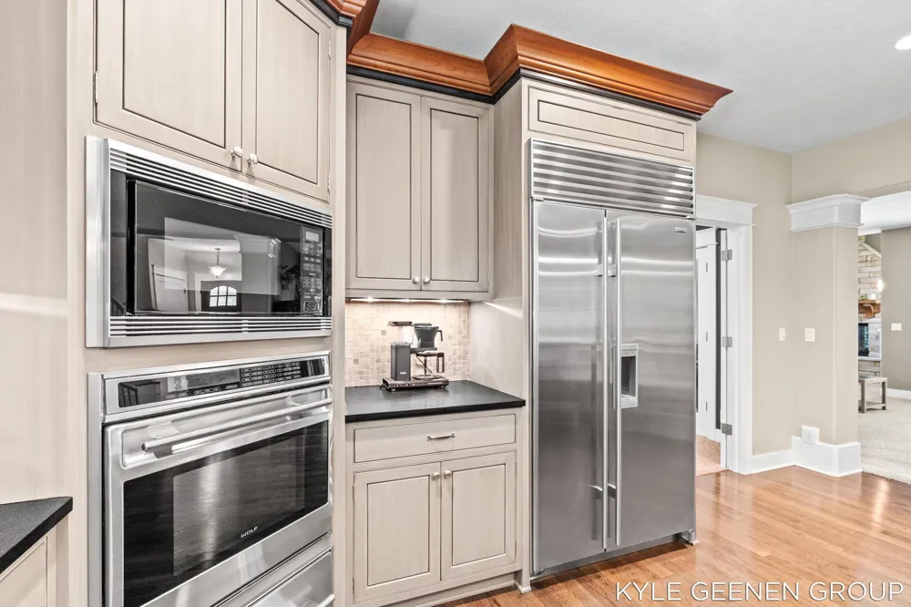 593 Old Macatawa Court Park Township, MI 49423