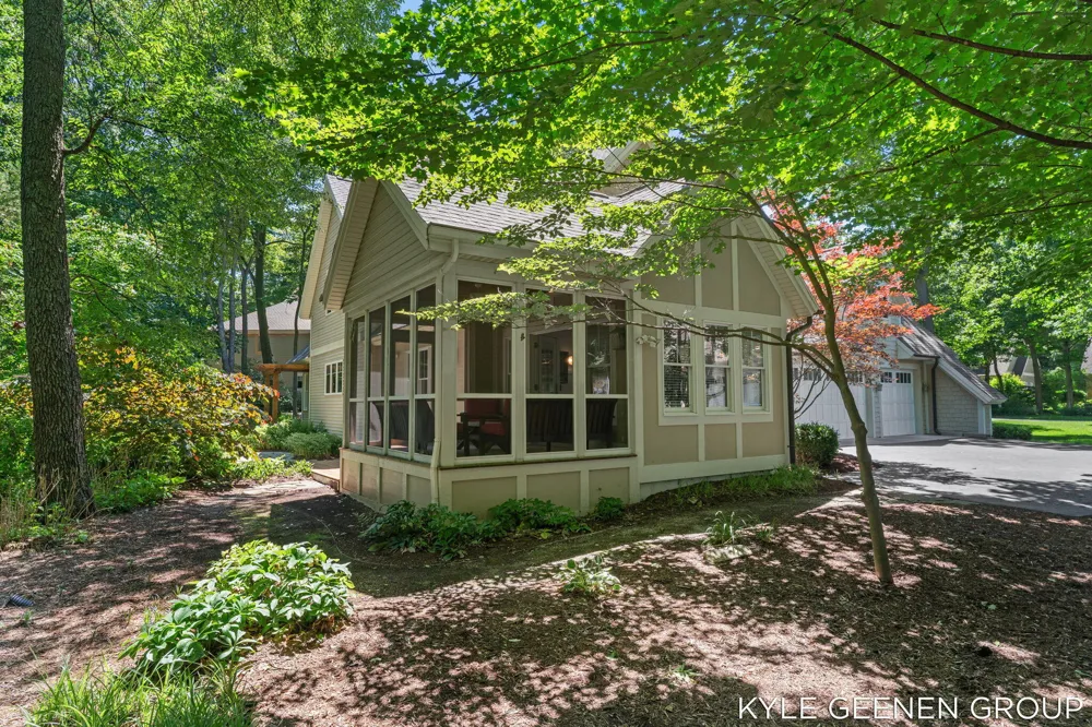 593 Old Macatawa Court Park Township, MI 49423