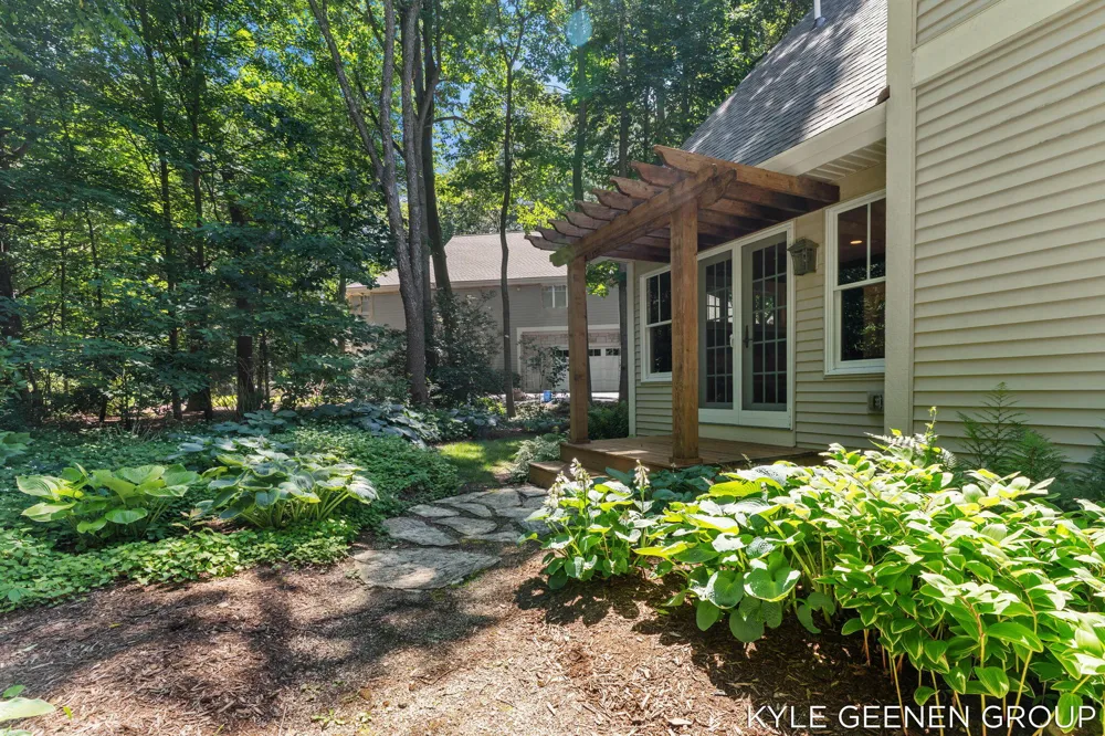 593 Old Macatawa Court Park Township, MI 49423