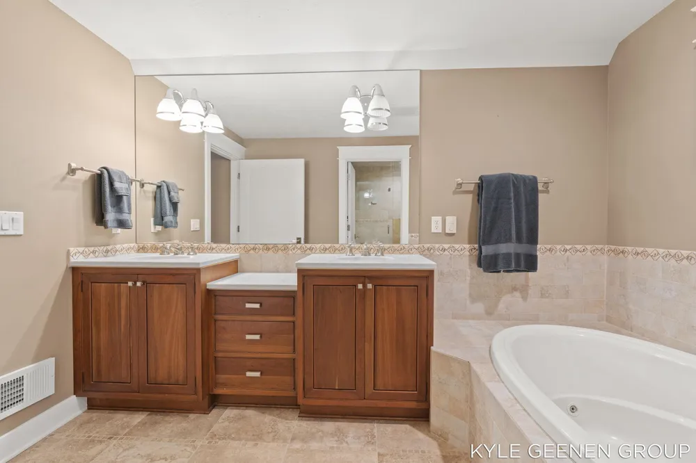 593 Old Macatawa Court Park Township, MI 49423