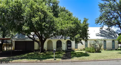 115 Parkview