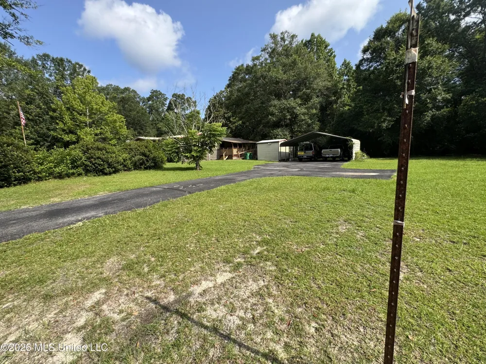 2980 Dwyer Branch Road Vancleave, MS 39565