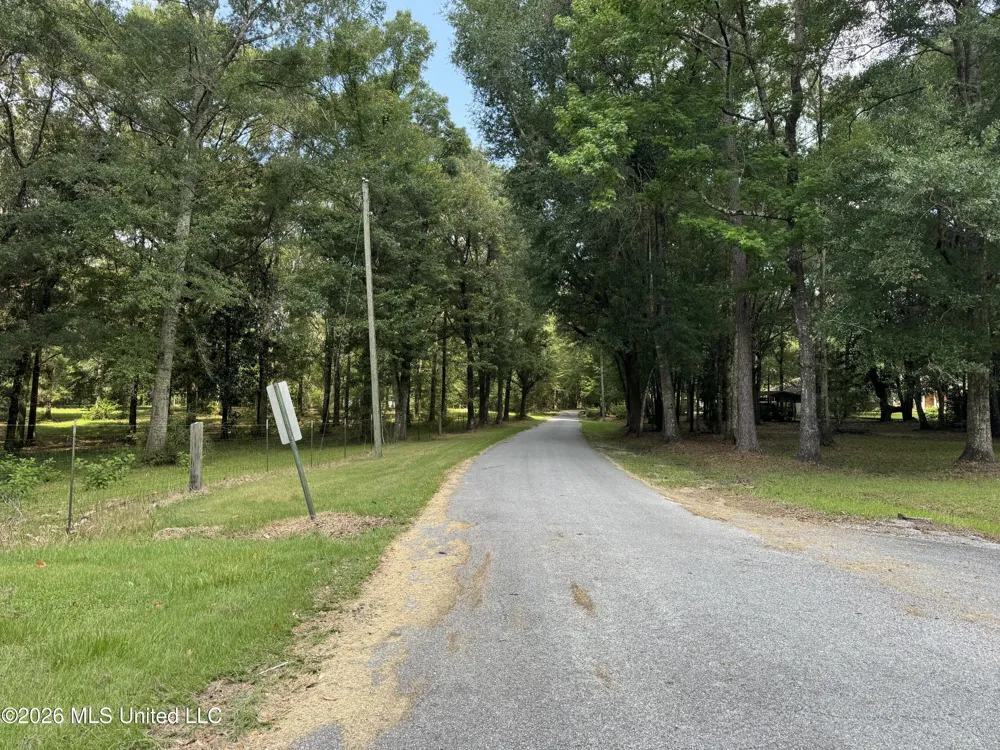 2980 Dwyer Branch Road Vancleave, MS 39565