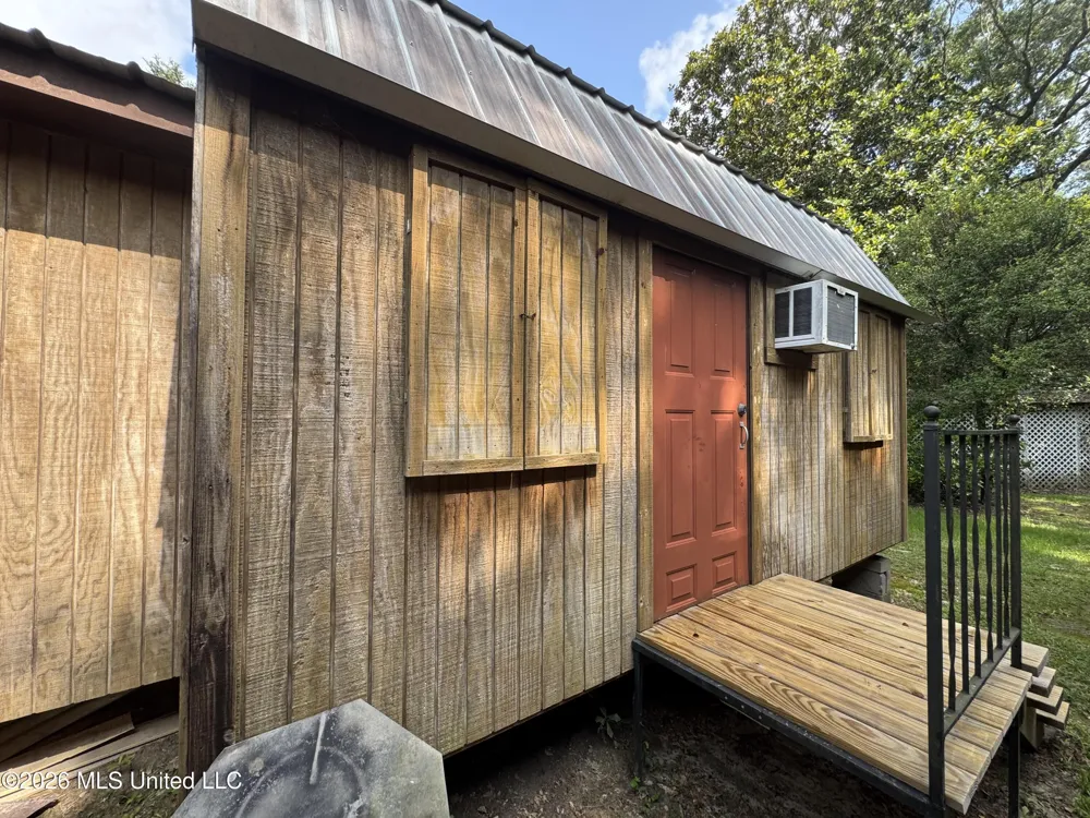 2980 Dwyer Branch Road Vancleave, MS 39565