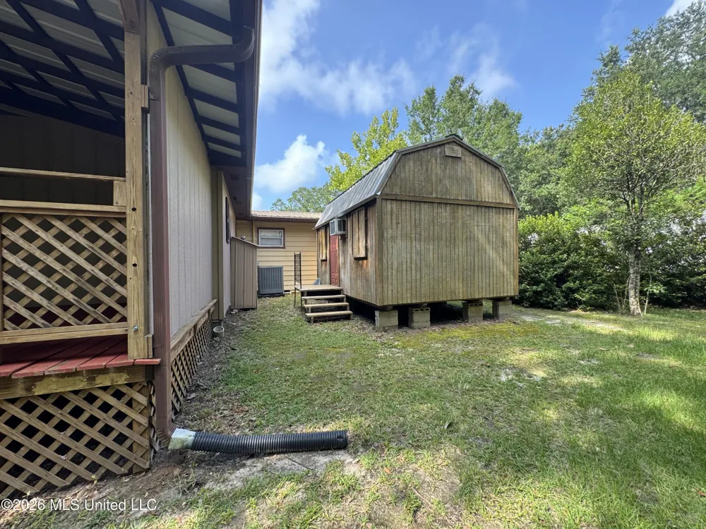 2980 Dwyer Branch Road Vancleave, MS 39565