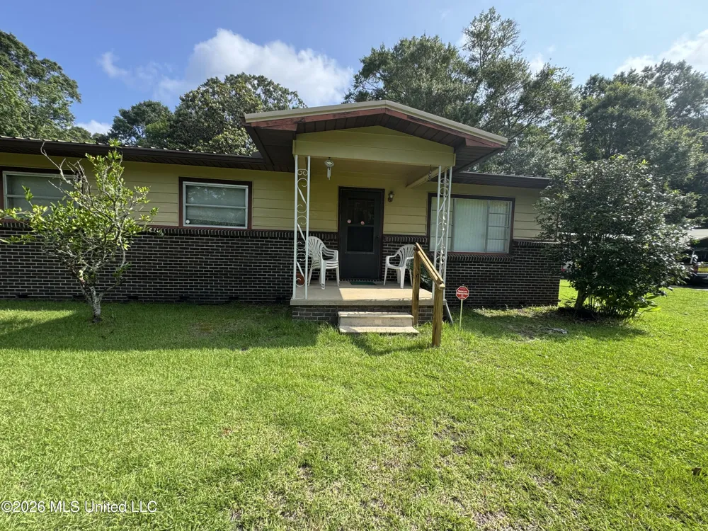 2980 Dwyer Branch Road Vancleave, MS 39565