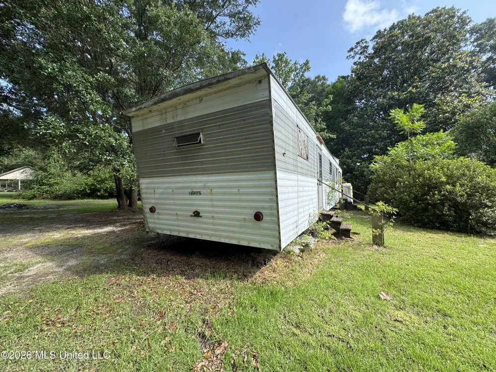 2980 Dwyer Branch Road Vancleave, MS 39565