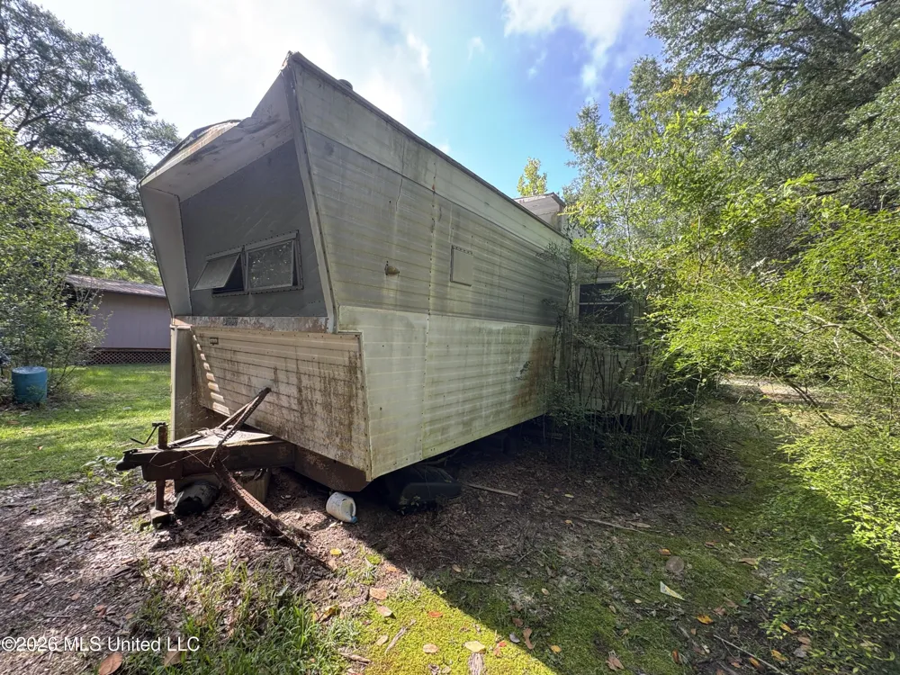 2980 Dwyer Branch Road Vancleave, MS 39565