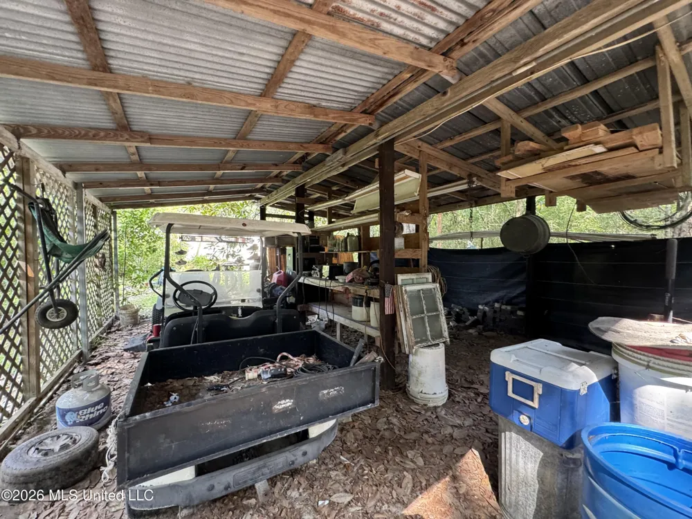 2980 Dwyer Branch Road Vancleave, MS 39565