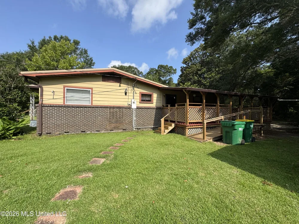 2980 Dwyer Branch Road Vancleave, MS 39565