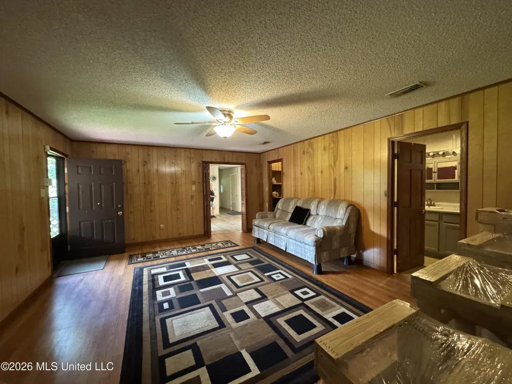 2980 Dwyer Branch Road Vancleave, MS 39565