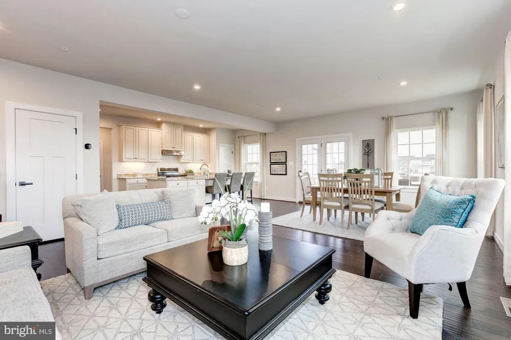 384 KELSO DRIVE Camp Hill, PA 17011
