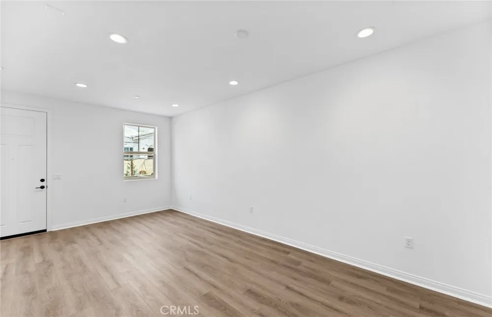 4243 East Honeybee Paseo Ontario, CA 91761